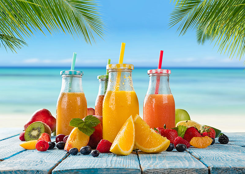 fruta de temporada julio en verano batidos cocktail y playa fruta temporada julio verano batidos cocktail playa